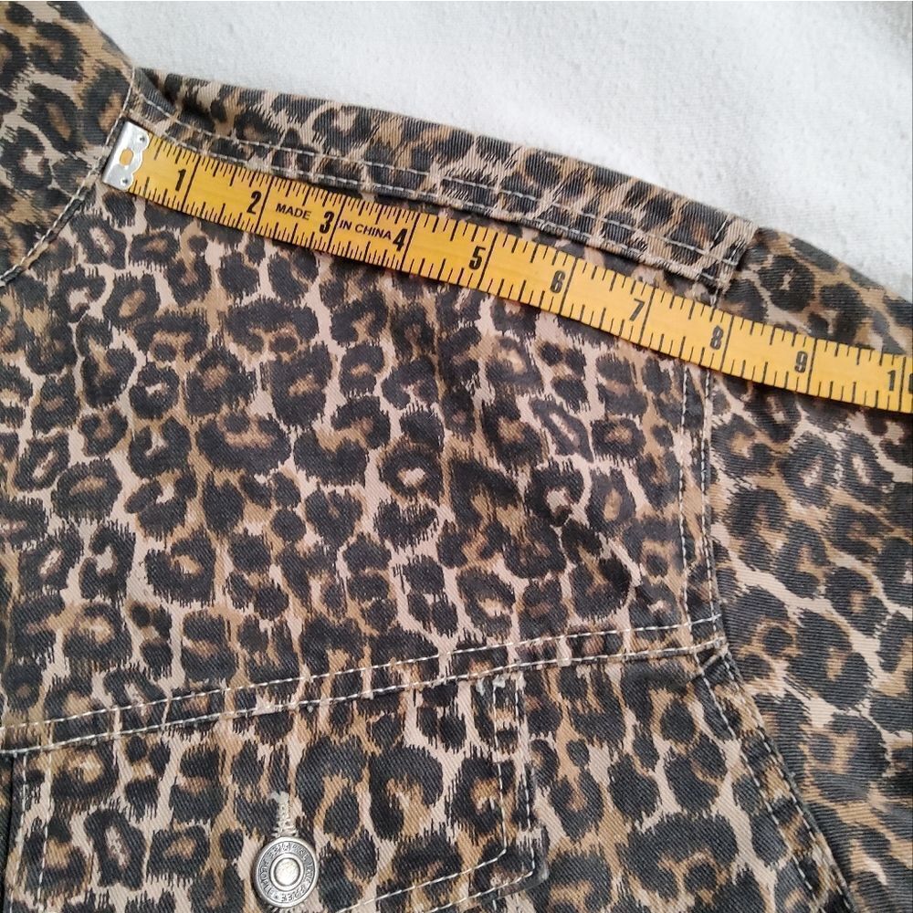 Free People Cropped Cheetah Print Denim Jacket Size M - Picture 13 of 15